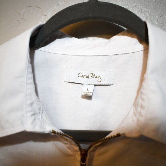 Coral Bay White Blouse - Picture 3 of 6